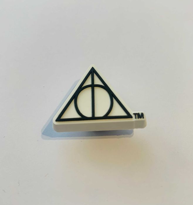 Oryginalne przypinki Harry Potter na Crocsy