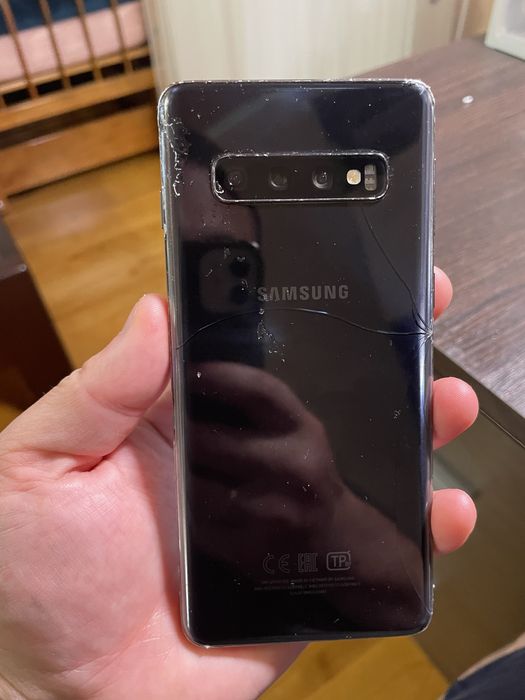 Samsung s10 8/128