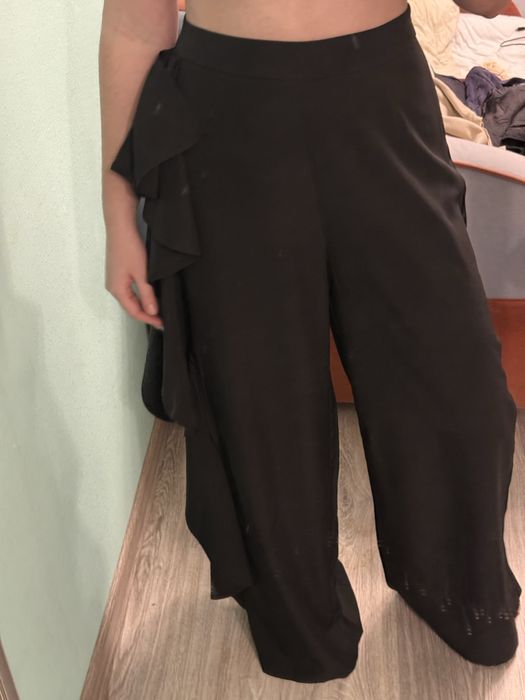 Нові стильні брюки розмір Л