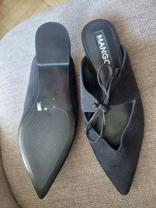 MANGO  zamszowe wsuwane klapki 38