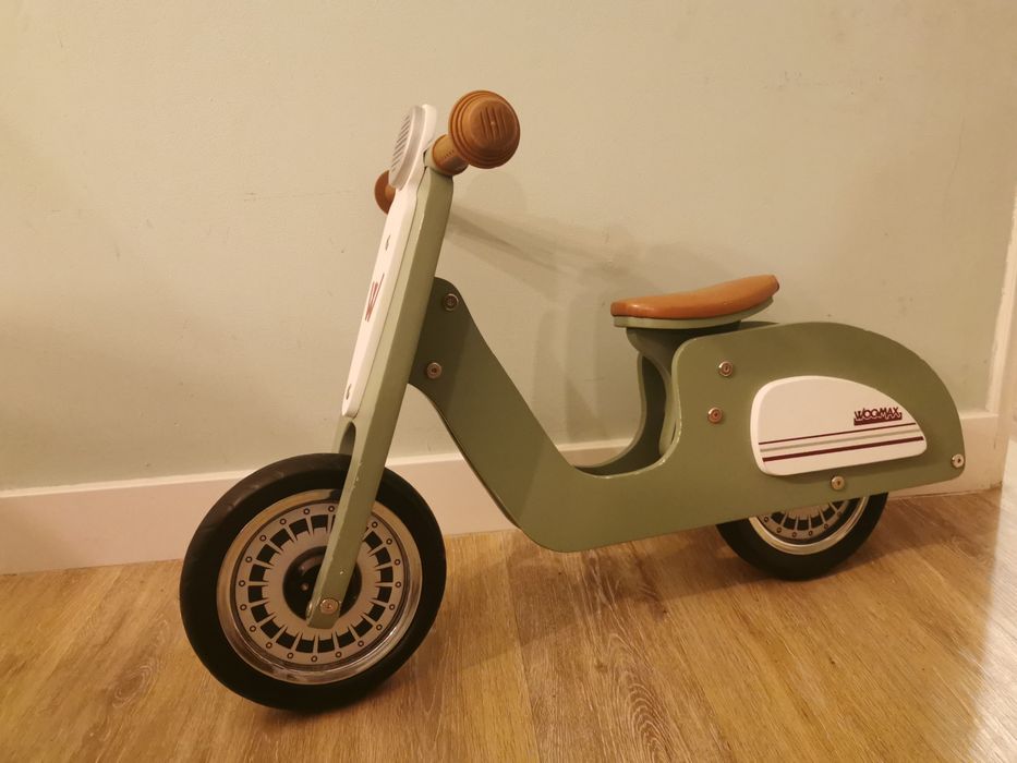 Scooter madeira criança