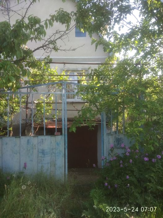 Продам дачу, 2 этажа с цокольным гаражем, р-н массив Надлиманский (воз