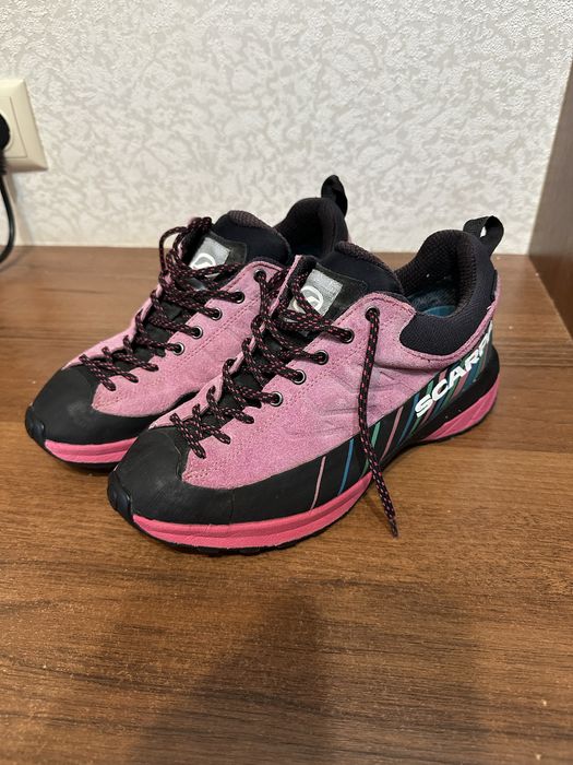 Кросівки SCARPA GORE-TEX мембрана розмір 37 оригінал,встілка 24см