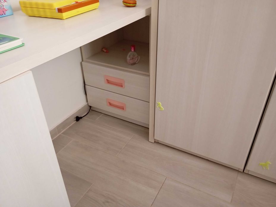 Quarto Infantil/Juvenil Completo – Ideal para Menina, Excelente Estado