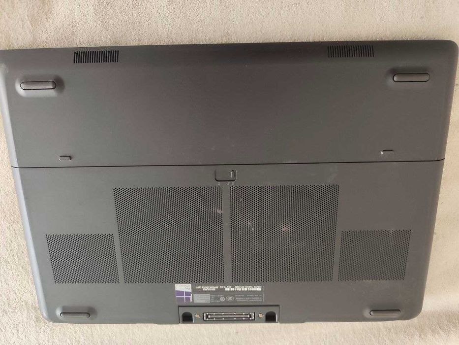 Робоча станція Dell Precision 7710: 17" IPS | Core i5 | AMD Firepro 2 gb | RAM 8 gb | SSD 250gb