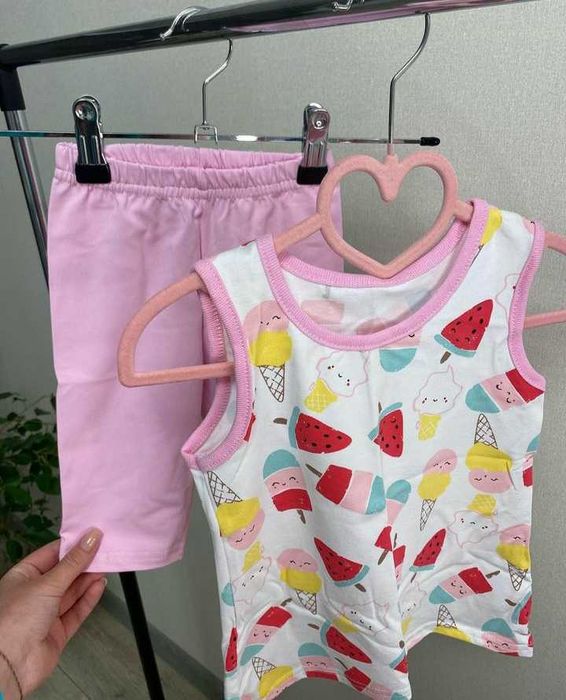 Костюмчик для дівчинки