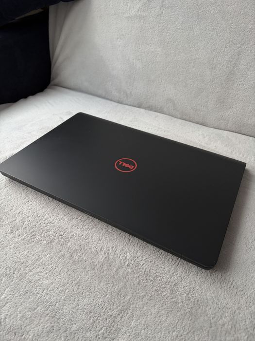 Laptop Dell Inspiron 5577 32 GB RAM, i7-7700HQ CPU