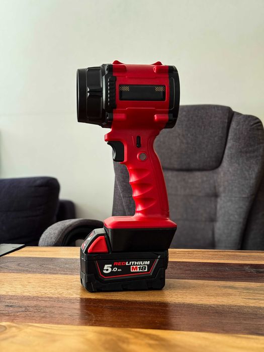 Osuszacz Detailingowy Do Samochodu – Działa z Bateriami MILWAUKEE