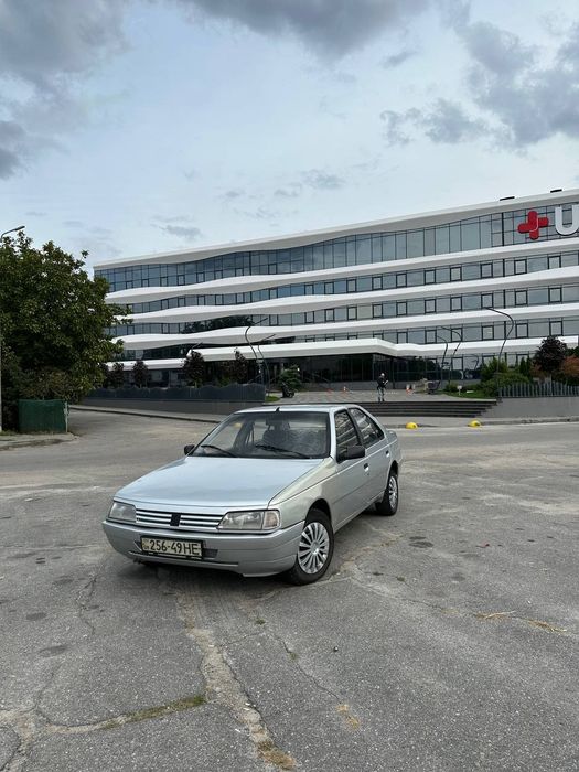 Продам автомобиль Пежо 405