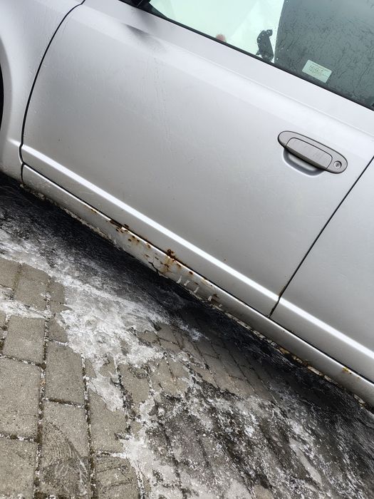 Toyota Yaris 1.0 Sprawna 4drzwi