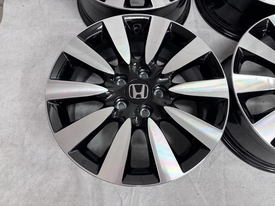NOWE oryginalne felgi Honda Civic Accord CR-V HR-V FR-V 5x114,3 7Jx17”