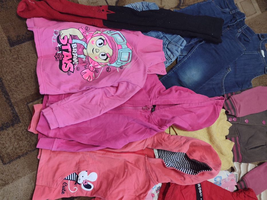 Пакет одягу для дівчинки зріст 92-98