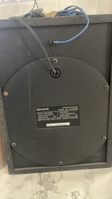 Colunas AIWA