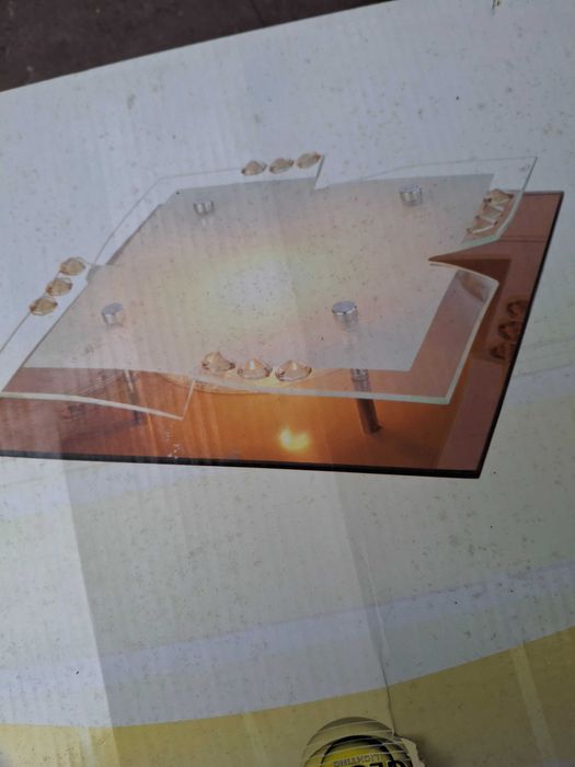 Plafon szklany kwadratowy