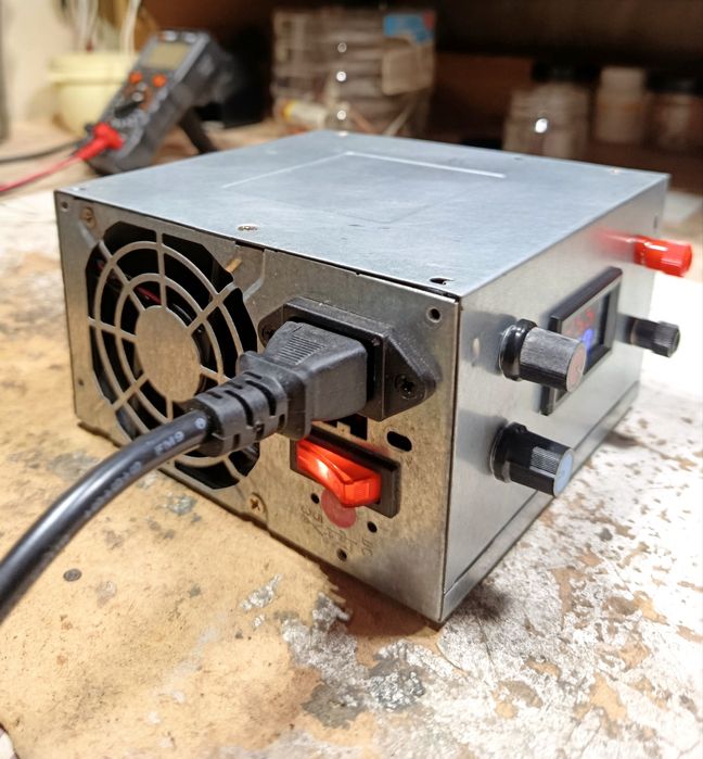 Продам регулируемый блок питания на базе Power Master 350w.