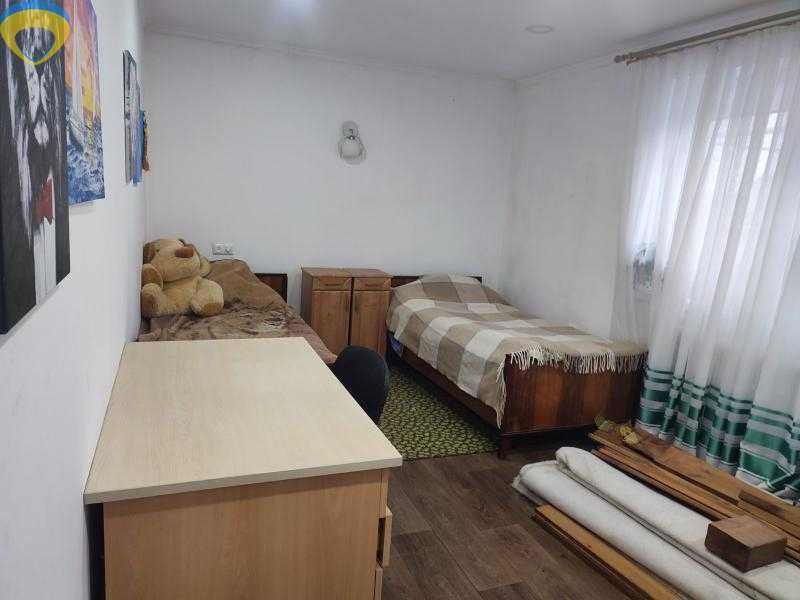 Продам дом з ремонтом та всіма зручностями! р9