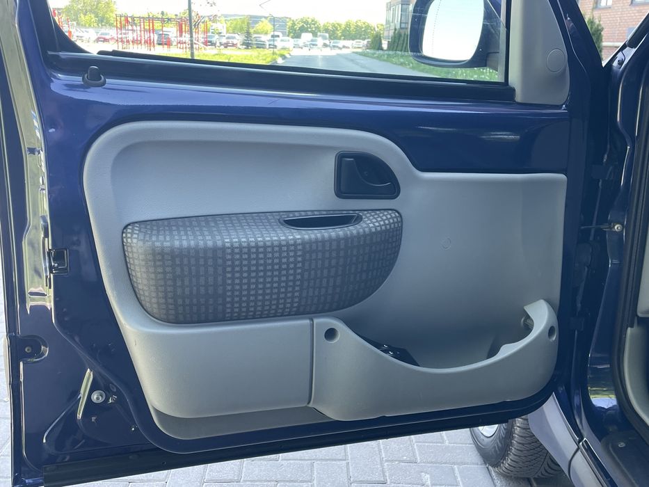 Продам Renault Kangoo 2006р.в 4х4 1.6 бензин