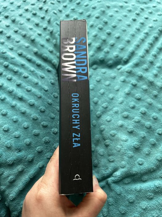 Okruchy zła / Sandra Brown