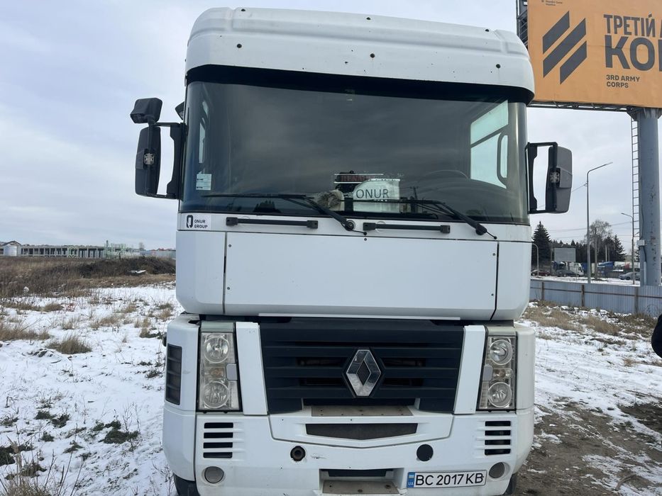 Тягач Рено Магнум 2004року Євро-3