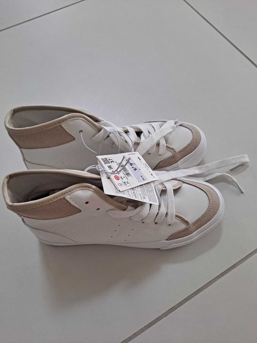 Ubrania dla dziewczynki w wieku 164