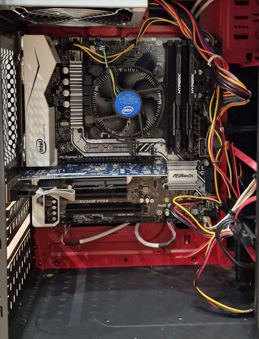 Komputer PC Intel 7 gen, 8gb/128