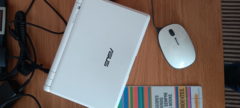 ASUS eee PC 4GB 70164550487171843121