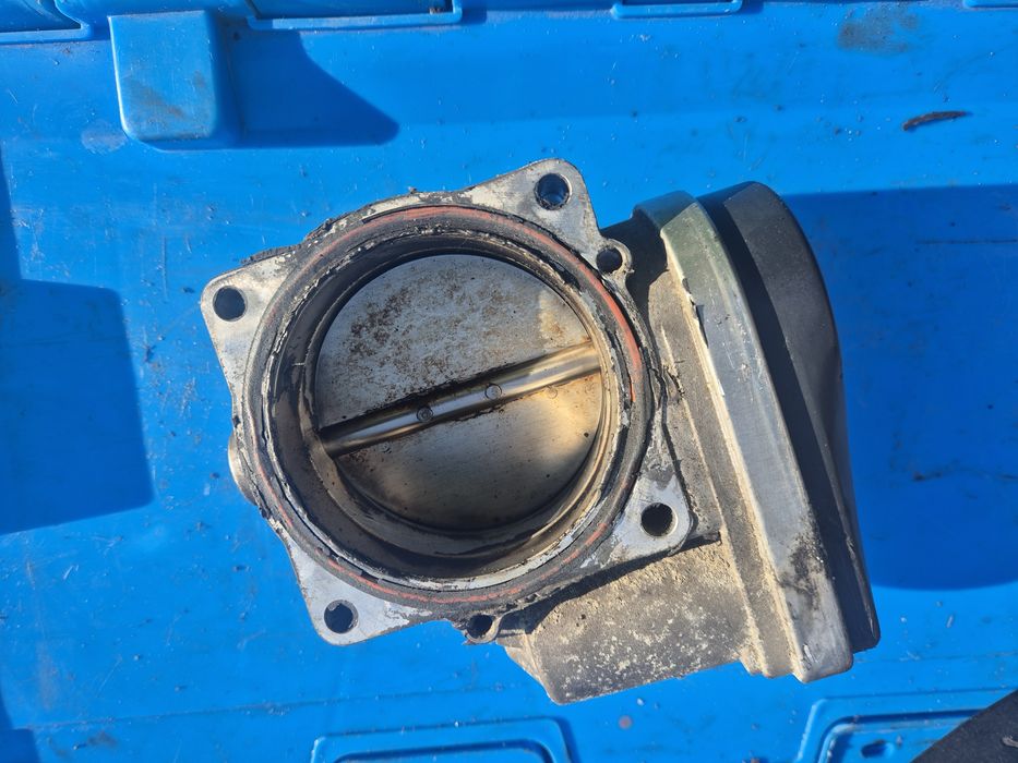 Przepustnica BMW E65 3.6 V8 272 KM 01-05 N62
