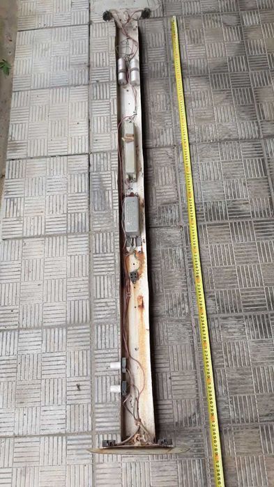 Светильник под люминесцентные лампы мощностью 80 Ватт