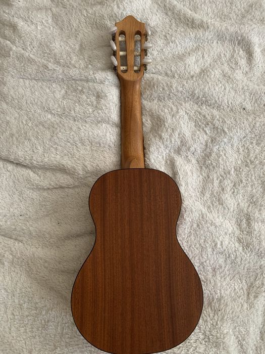 Guitalele - mała gitara turystyczna Ever Play