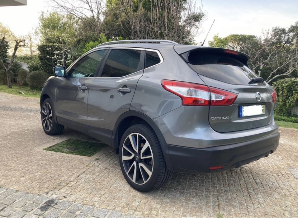 Nissan Qashqai 1.5 dCi Tekna Premium | 135.000 km | Pele | 360 | 2 Chaves