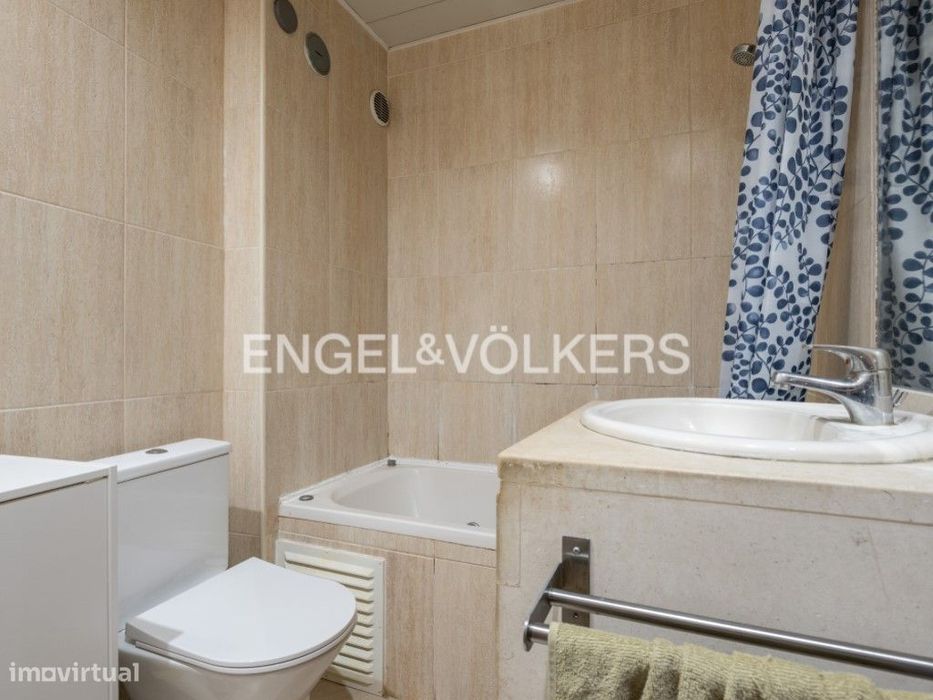 Apartamento T2 mobilado na Quinta do Texugo