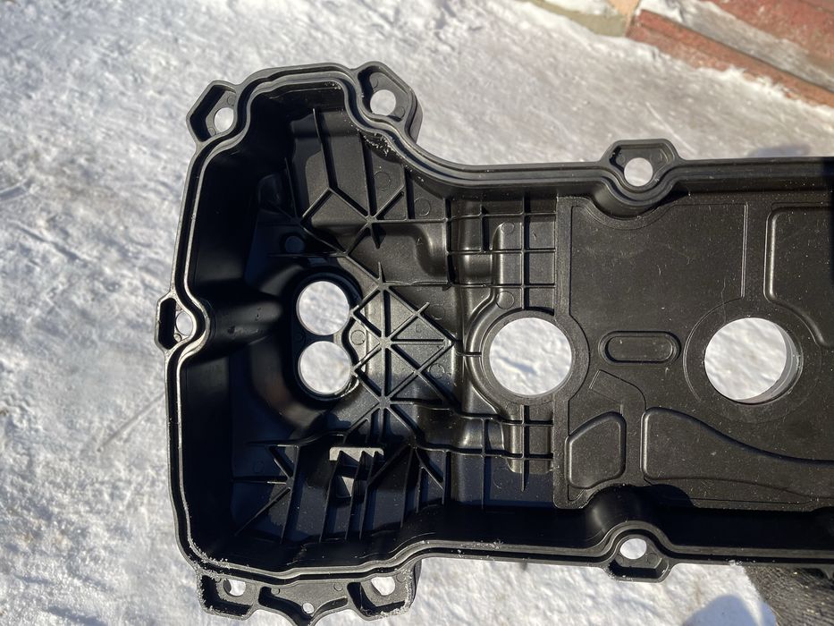 Клапанна кришка для Ford Edge 2017 року 3,5 (передній привід)