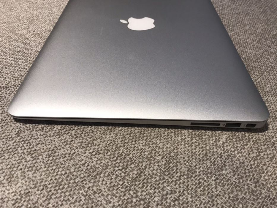 Apple MacBook Air 13'' (abr2018) i5-1,8GHz | 8GB RAM | 128GB SSD64738399573249123