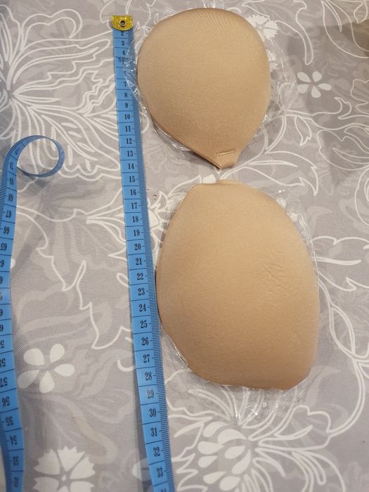 Wielorazowy, silikonowy, niewidoczny biustonosz push-up miseczka C