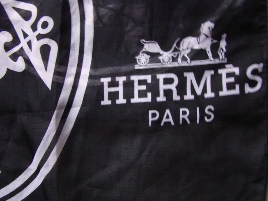 Подарочек от  H E R M E S для верховой езды