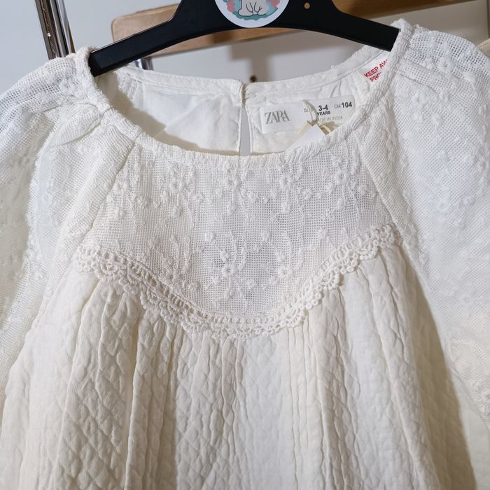 Чарівна сукня від Zara