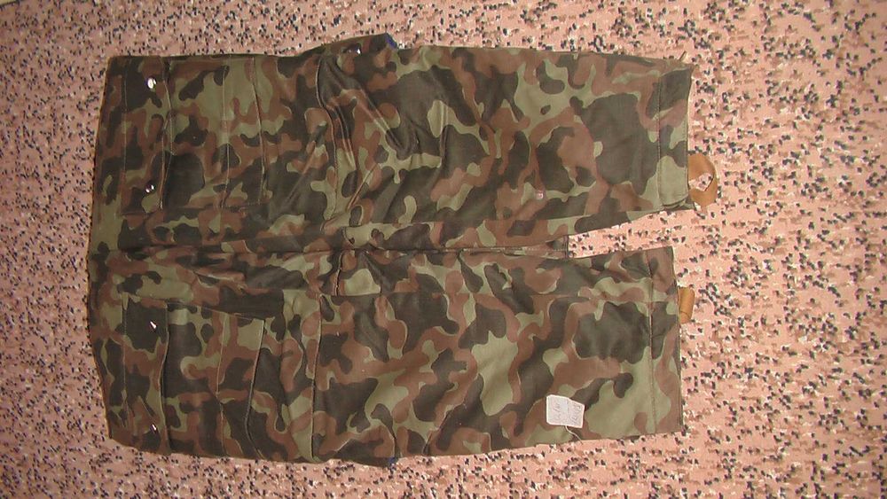 Комбинезон зимний теплый (камуфляж ) для летного состава.