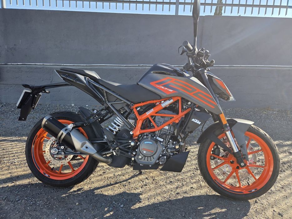 KTM Duke 125 - Como nova