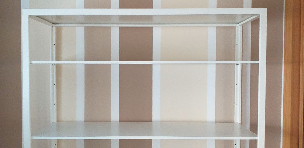 Armário Branco, como novo.