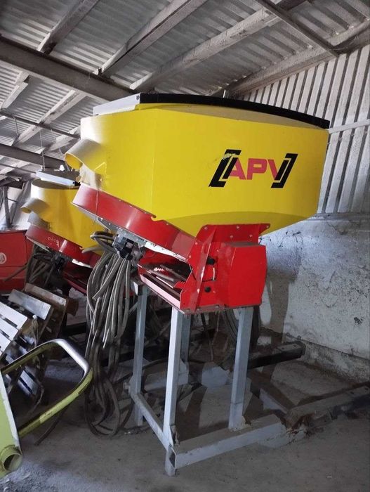 Пневматичний висіваючий пристрій APV PS 800 М1 MG