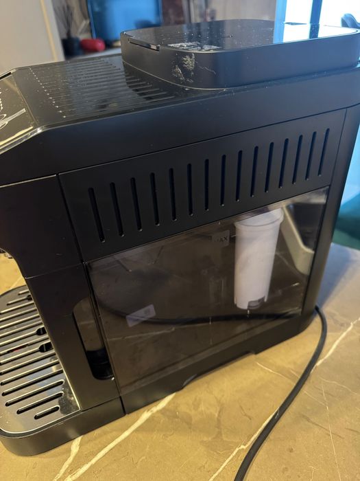 Кавомашина DeLonghi Magnifica EVO