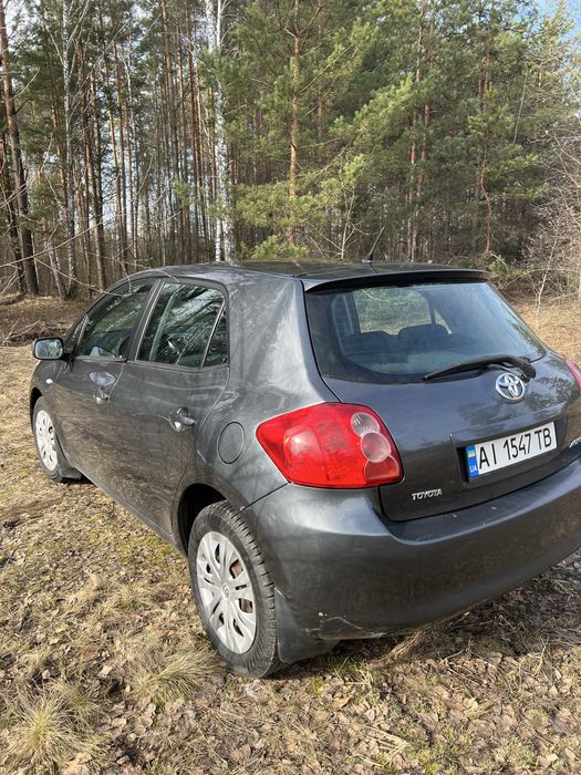 Продам Тойота ауріс