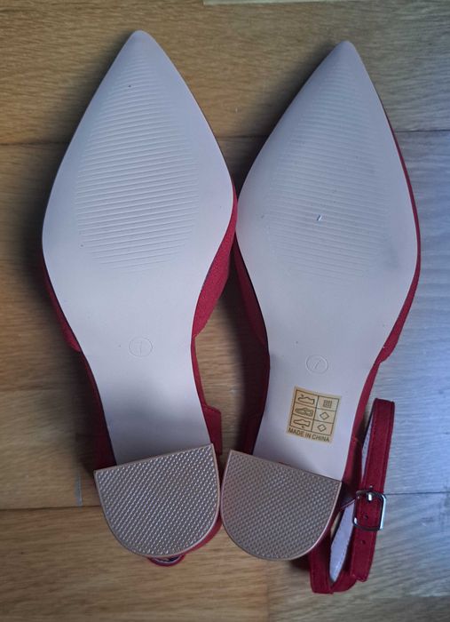Sapatos Vermelhos - N.º 39 - Mulher - Novos