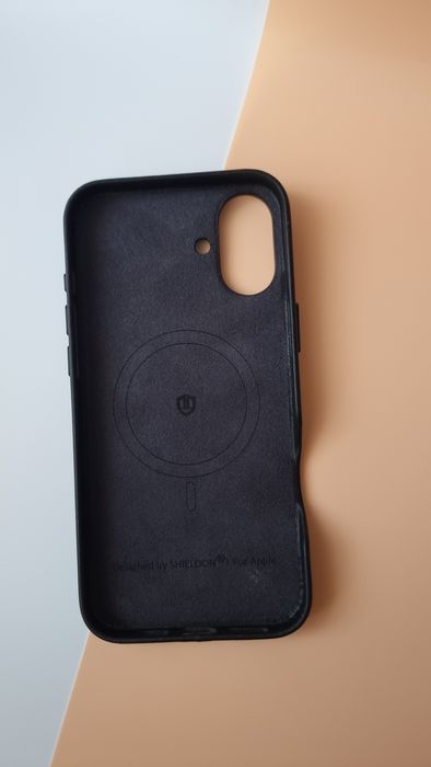 ETUI Plecki SHIELDON Slim do iPhone 16 Plus 6,7"