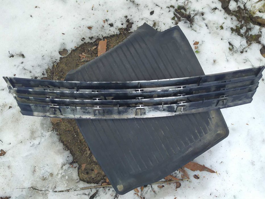 Продам решітку ВАЗ-2170