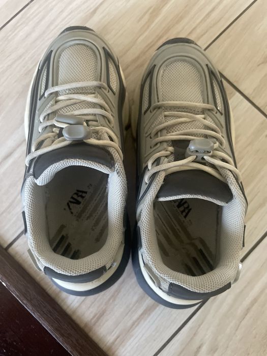 Кросівки zara зара