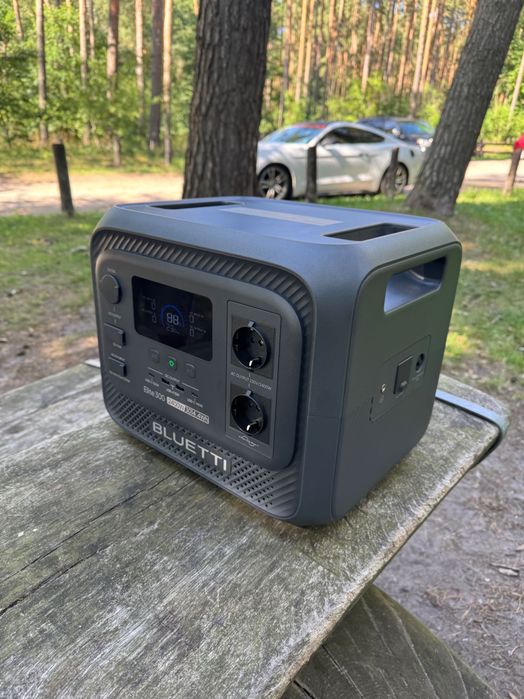 Bluetti Elite 300