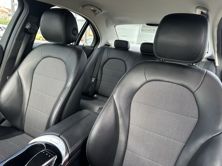 Mercedes-Benz C220 Avantgarde Aceito Retoma