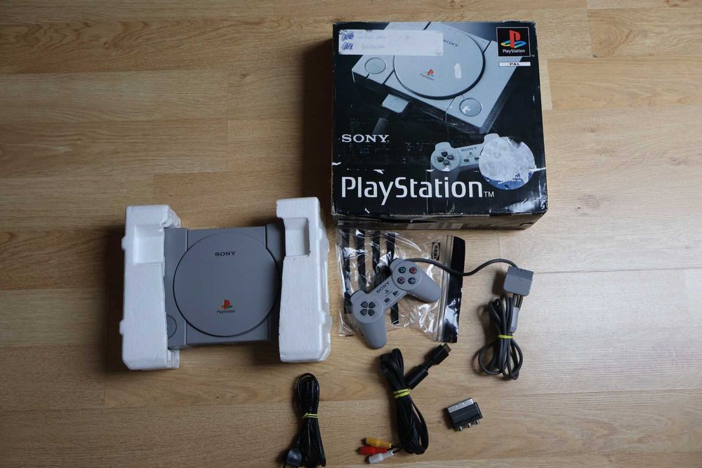 Konsola Playstation 1 PSX PS1 Scph-1002 BOX Audiofilska Jak Nowa! PAL