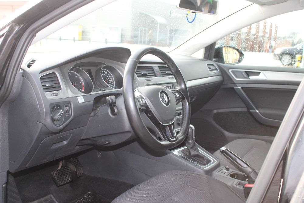 Volkswagen Golf 2015  2.0 TDI DSG (150 k.c.) Base - офіційний!